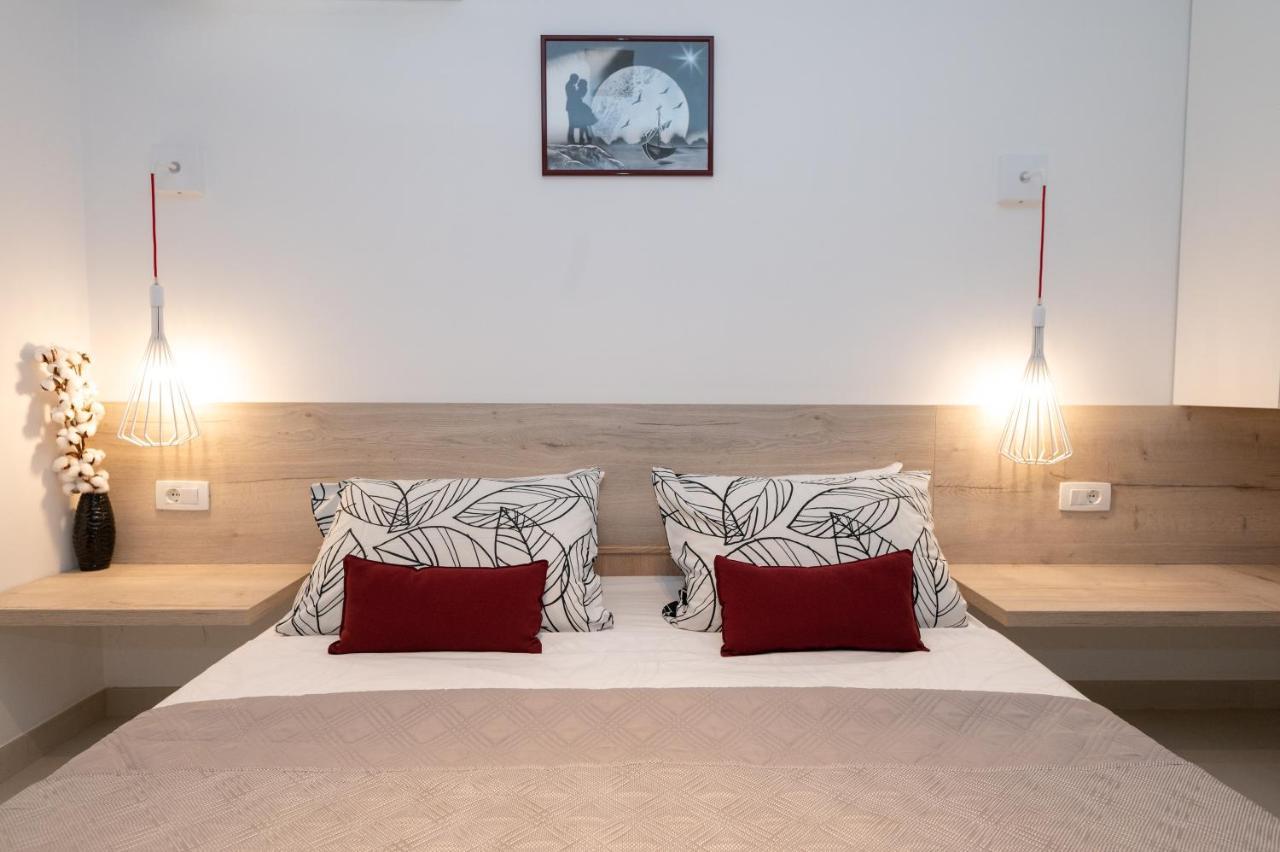 Apartment Tula Sibenik Bagian luar foto